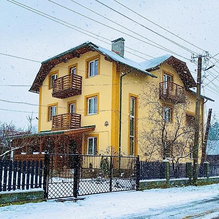 Hotel Ніч Над Карпатами Slavske Esterno foto