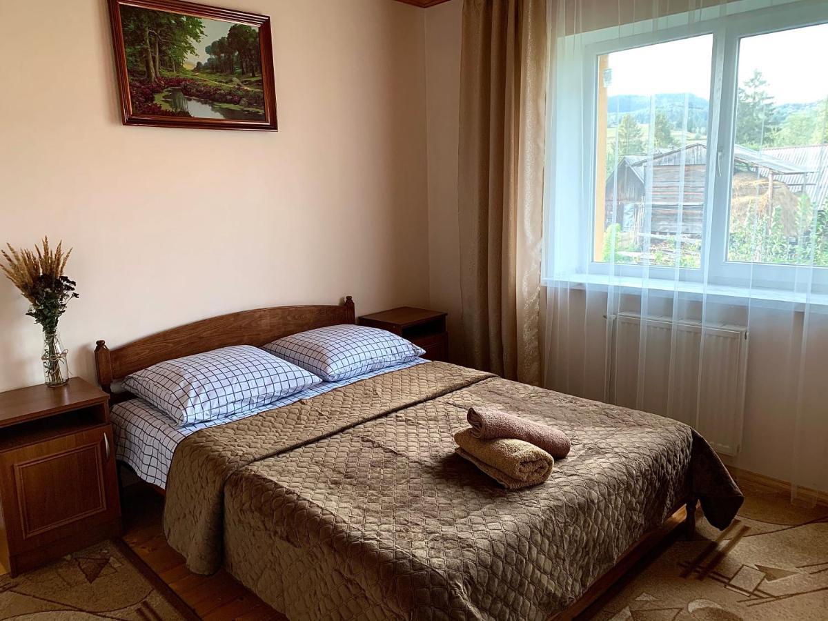 Hotel Ніч Над Карпатами Slavske Esterno foto