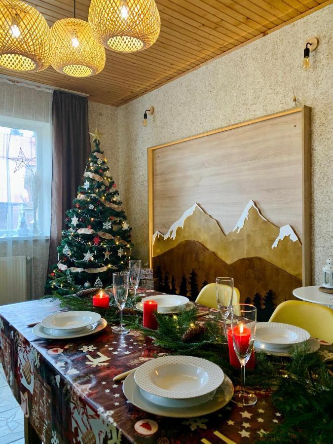 Hotel Ніч Над Карпатами Slavske Esterno foto