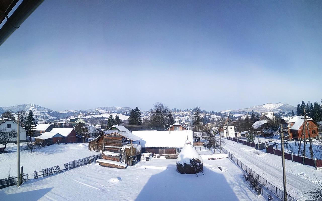 Hotel Ніч Над Карпатами Slavske Esterno foto